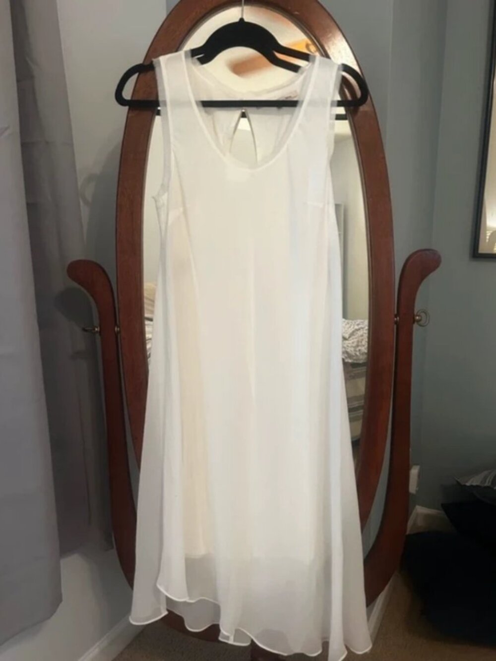 NWT Rachel Roy flowy white dress